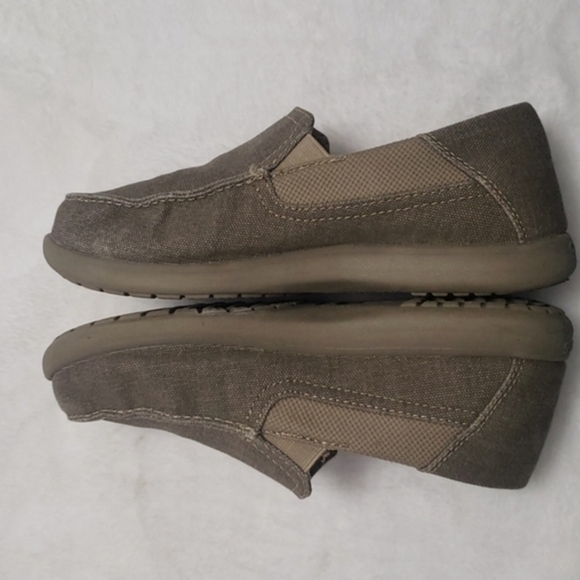 Crocs Santa Cruz Shoes - Picture 6 of 8